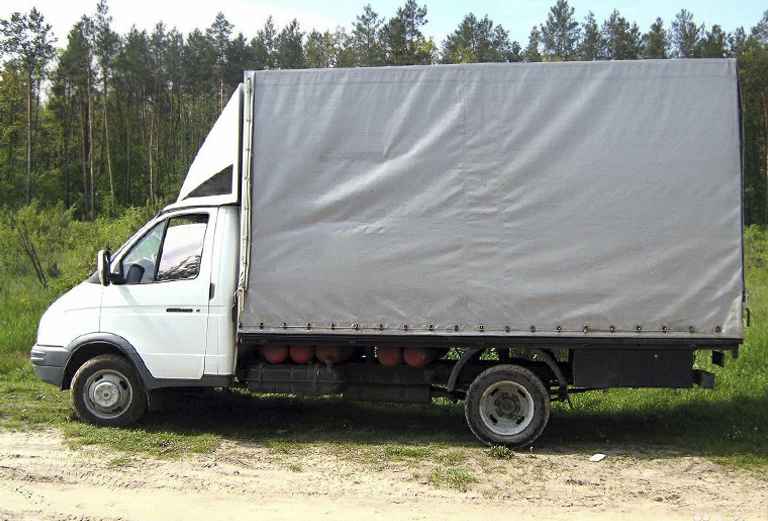 Аренда грузовой газели для перевозки два павильона, типа вагончиков. из Вольска в Пустошку